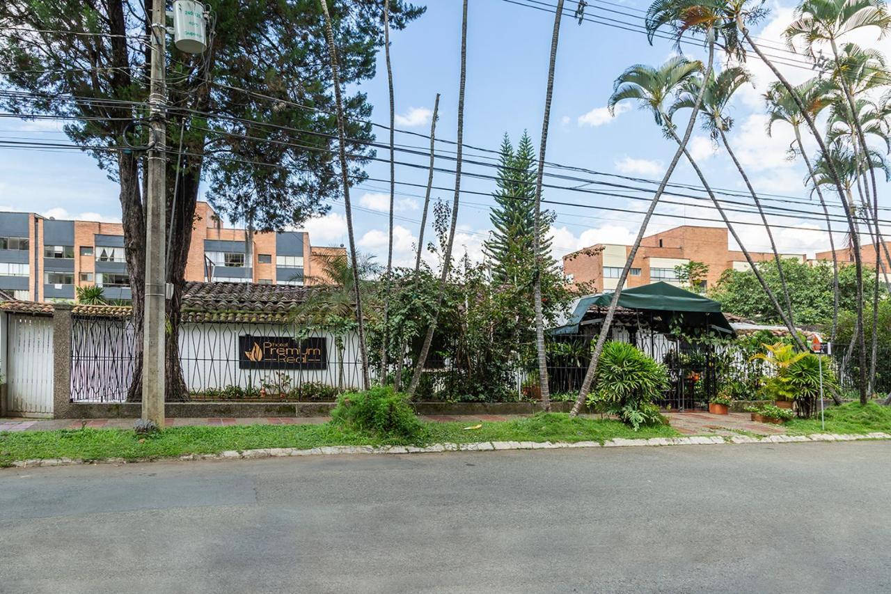 Hotel Premium Real Medellín Exteriör bild