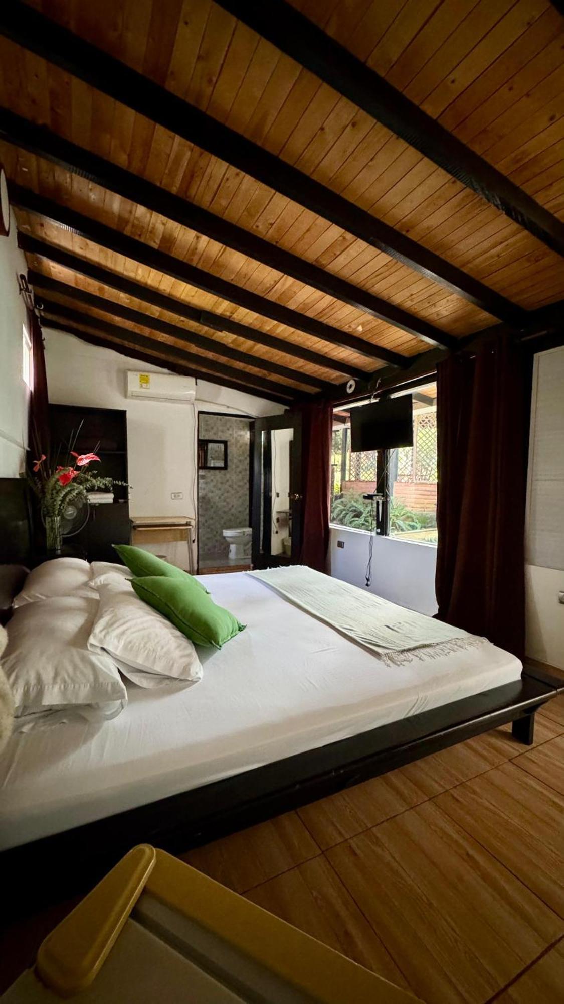 Hotel Premium Real Medellín Exteriör bild