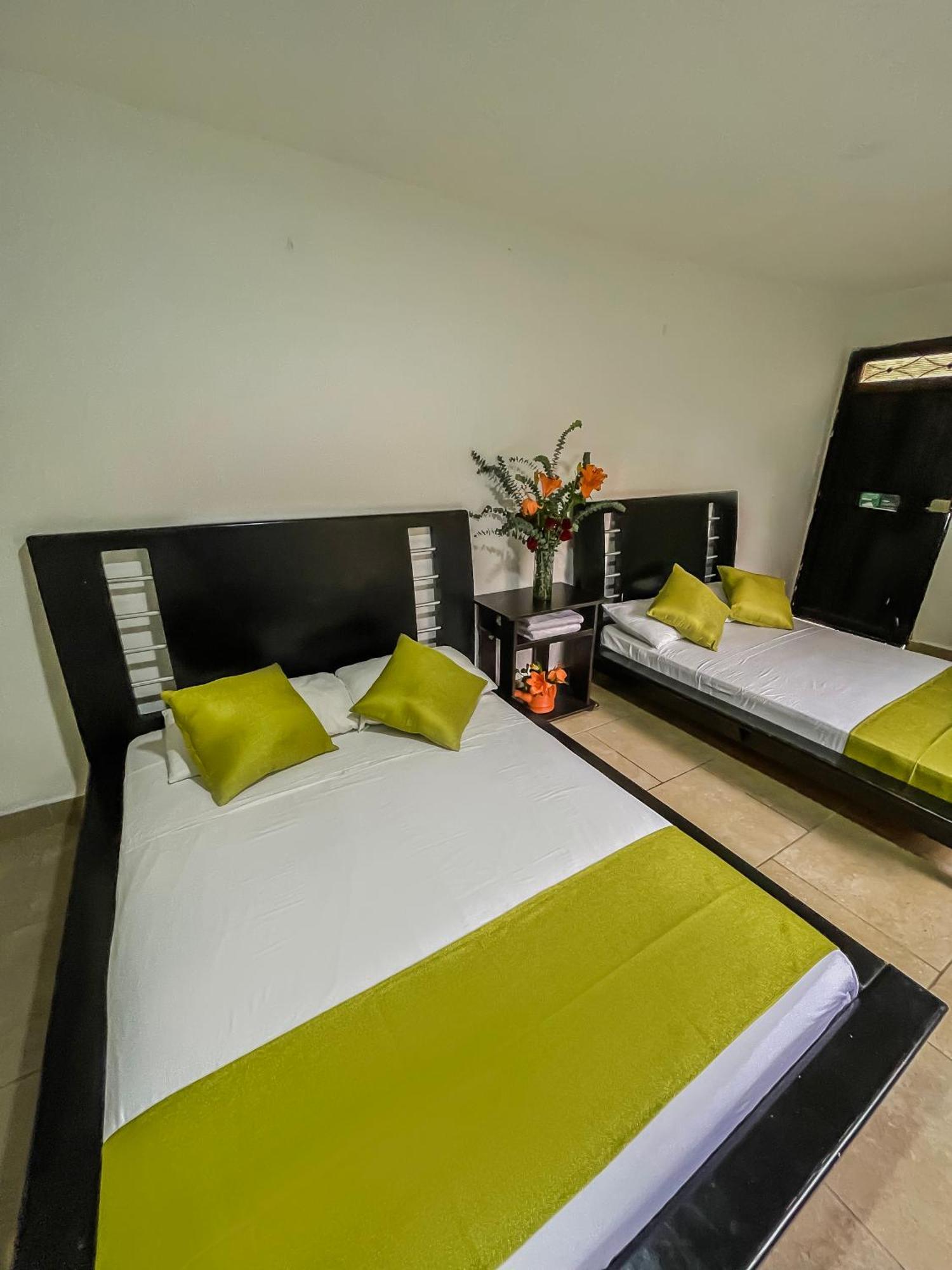 Hotel Premium Real Medellín Exteriör bild